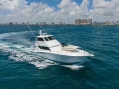 2005 Hatteras Enclosed Bridge "Royal Reelin" photo 2