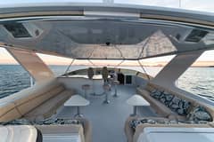 2002 Hatteras CPMY "Vita Brevis" photo 6