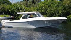 2021 Southport 33 DC "Nauti Nole" photo 1