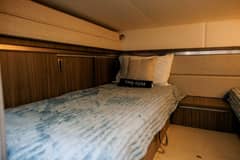 2022 Sea Ray 320 Sundancer OB "Lady Iryna" photo 6
