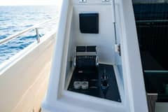2010 Princess 95 M/Y "Oasis" photo 8