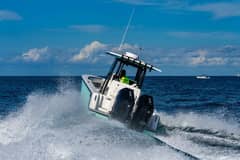 2027 Reef Runner 340 photo 4