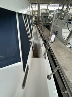 2004 Mainship 430 "Sea-Tirement" photo 5