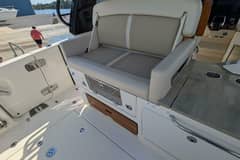 2024 Boston Whaler 380 Realm photo 6