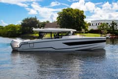 2025 Wellcraft 38 Explorer photo 4