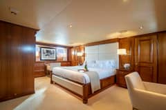2000 Broward Raised Pilothouse "TRUE NORTH" photo 4