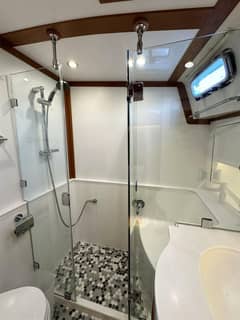 2018 Sabre 48 Flybridge Sedan "UNNAMED" photo 8