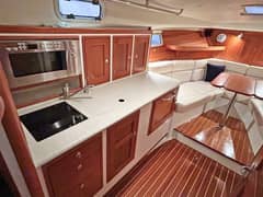 2007 MJM 34z Hard Top Express "BONNE FETE" photo 7