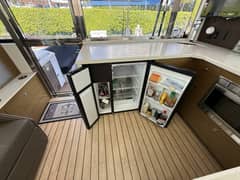 2014 Cruisers Yachts 45 Cantius "To The Moon And Back" photo 2
