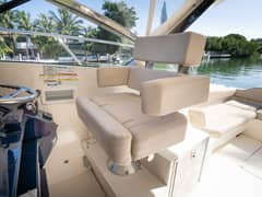 2014 Pursuit SC 365i "Free Spirit" photo 4