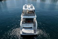 2022 Prestige 520 Fly "Miss K" photo 2