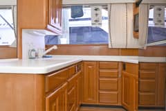 1997 Viking 47 Convertible "Vita Bella" photo 8