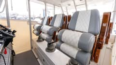 2023 Everglades 455 Center Console "Montrachet" photo 9