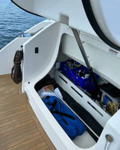 2017 Tiara Yachts C39 Coupe "Silver Lining" photo 3