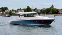 2017 Tiara Yachts C39 Coupe "Silver Lining" photo 1