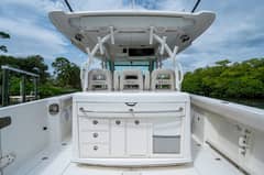 2017 Boston Whaler 370 Outrage "No Surrender" photo 9