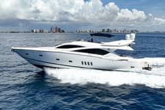 2005 Sunseeker Yacht "Bella" photo 2