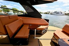 2022 Cruisers Yachts 38 GLS OB photo 4