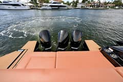 2022 Cruisers Yachts 38 GLS OB photo 3
