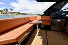 2022 Cruisers Yachts 38 GLS OB photo 5