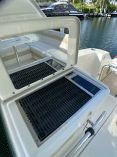 2010 Sea Ray 45 Sundancer "45 Sea Ray Sundancer / 2010" photo 9