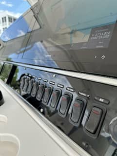 2017 Everglades "43 2017 Everglades Center Console" photo 6
