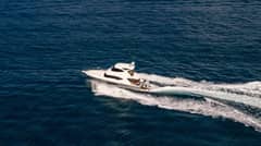 2015 Riviera 53 Enclosed Bridge "Luna" photo 6