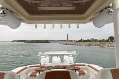 2015 Yellowfin 42 Offshore photo 9