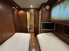 2006 Mochi Craft 74' Dolphin "Ce Lu" photo 5