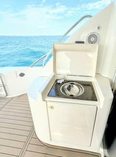 2005 Neptunus 62 Flybridge "Aviana Joli" photo 4
