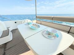 2005 Neptunus 62 Flybridge "Aviana Joli" photo 8