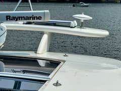 2005 Cruisers Yachts 540 Express photo 8