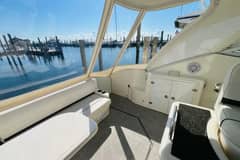 2006 Cruisers Yachts 420 Express "MIK" photo 5