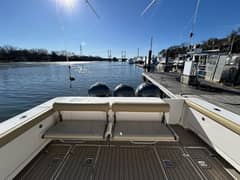 2018 Pursuit OS 385 Offshore photo 2