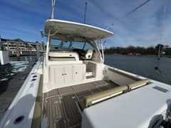 2018 Pursuit OS 385 Offshore photo 1