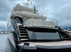 2013 Sunseeker 115 photo 2