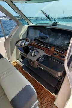 2021 Tiara Yachts 38 LS "Pogue Life" photo 7