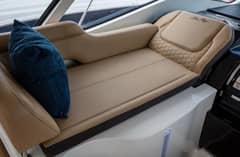 2019 Sea Ray Sundancer 350 Coupe photo 8