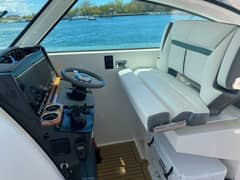 2019 Tiara Yachts 34LX "El Capitan" photo 8
