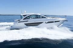 2021 Cruisers Yachts "Wicked Nauti" photo 2