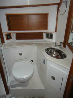 2018 Sabre 48 Salon Express "Oyster" photo 9