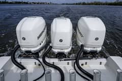 2009 Everglades 350 CC "HEY MAN-Repowered 2022 3 x 400hp Merc. w/Joystick" photo 7