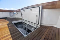 2019 Viking 80 Convertible photo 3
