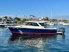 2017 Cutwater C-302 Sport Coupe photo 2