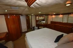 1998 Hatteras 74 Sportdeck "The Dream" photo 5