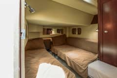 2005 Sea Ray 420 Sedan Bridge "Lil Peace" photo 9