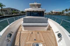 2026 Offshore Yachts photo 8