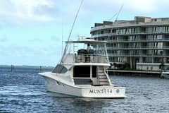 2015 Tiara Yachts 48 Convertible photo 3