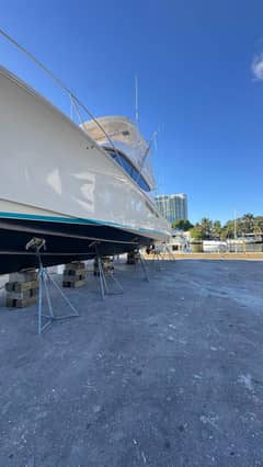 2015 Tiara Yachts 48 Convertible photo 6