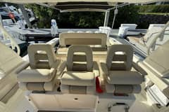 2020 Boston Whaler 420 Outrage photo 8